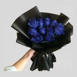 Ramo con 10 rosas azules.