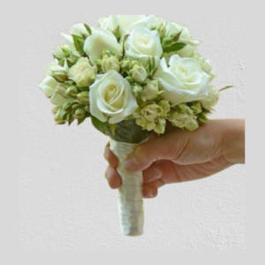 Bouquet con rosas y astromelias.