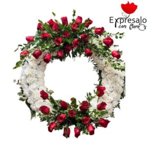 Corona de 80cm doble aplique con rosas ecuatorianas
