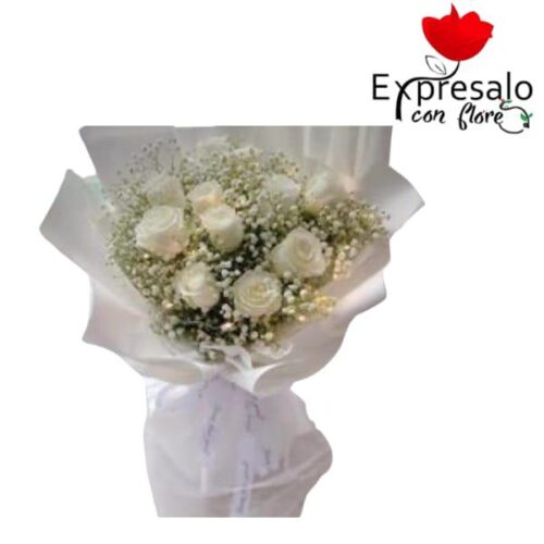 Ramo con 10 rosas blancas y gipsophilia