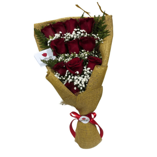 Ramo con 12 rosas, gipso y aspillera
