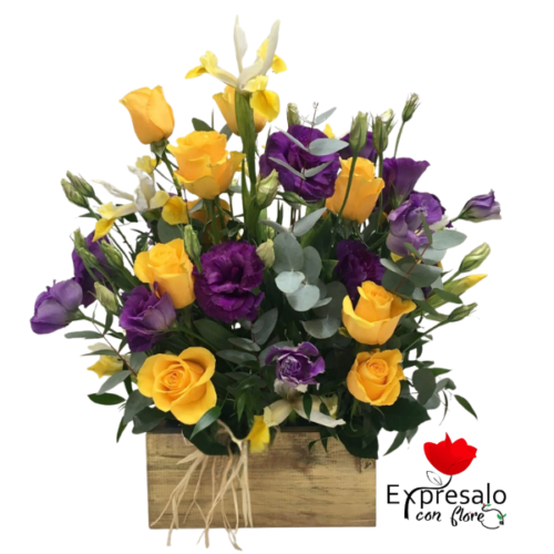 Arrimo con rosas amarillas y lisianthus